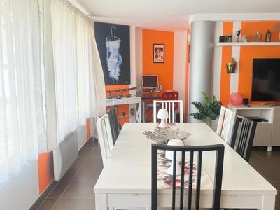 Appartement - 91 m² - 2 pièces