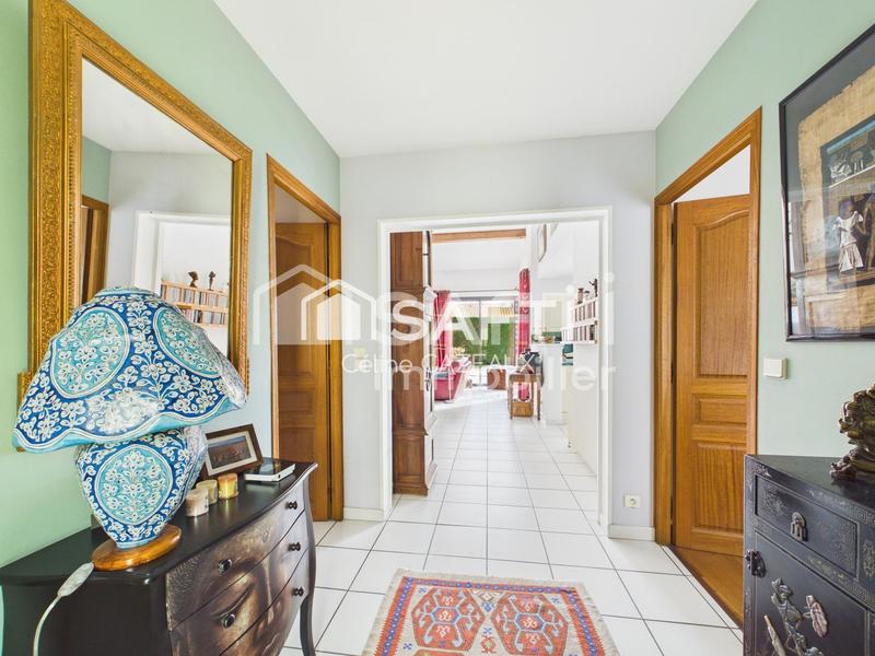 Maison - 152 m² - 6 pièces