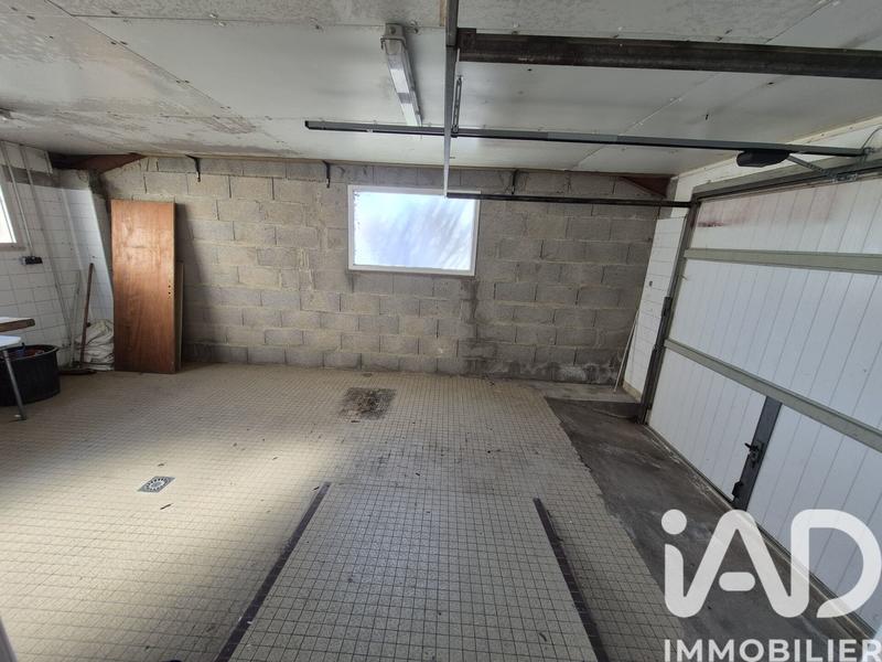 Maison - 400 m² - 5 pièces