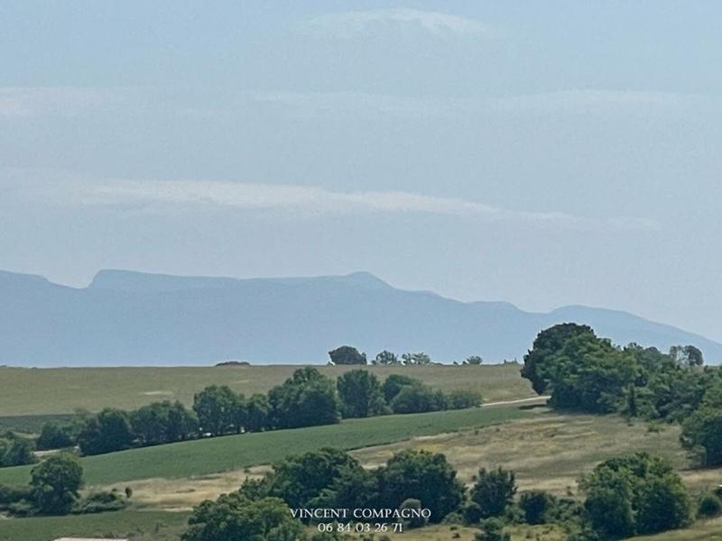 Maison - 220 m² - 6 pièces