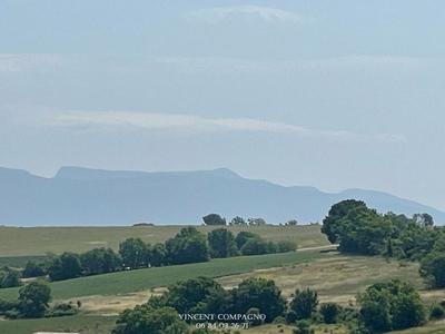 Maison - 220 m² - 6 pièces