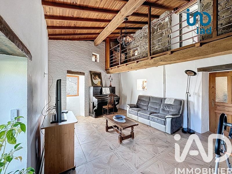 Maison - 204 m² - 8 pièces