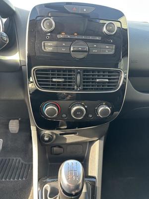 Renault Clio Trend 1.2 16v 75