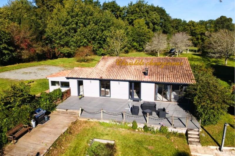 Maison - 141 m² - 10 pièces