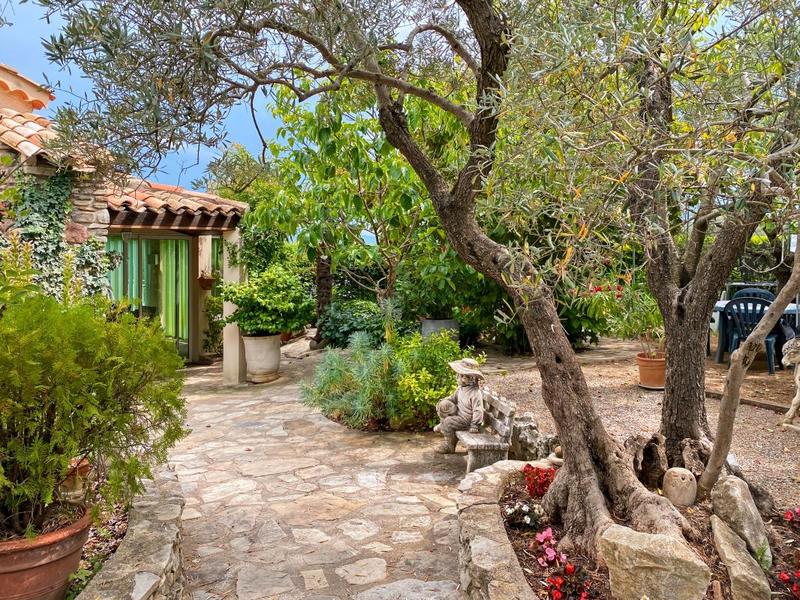 Villa - 101 m² - 5 pièces