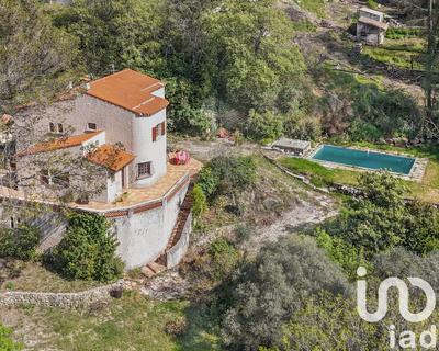 Maison - 160 m² - 7 pièces