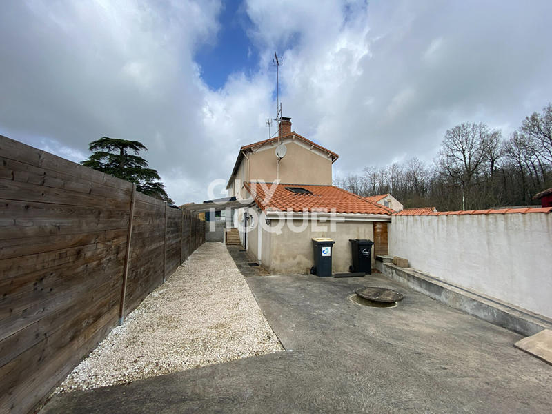 Maison - 89 m² - 5 pièces