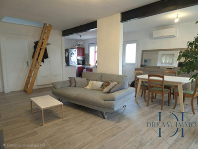 Maison traditionnelle - 83 m² - 4 pièces