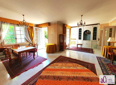 Maison - 160 m² - 6 pièces