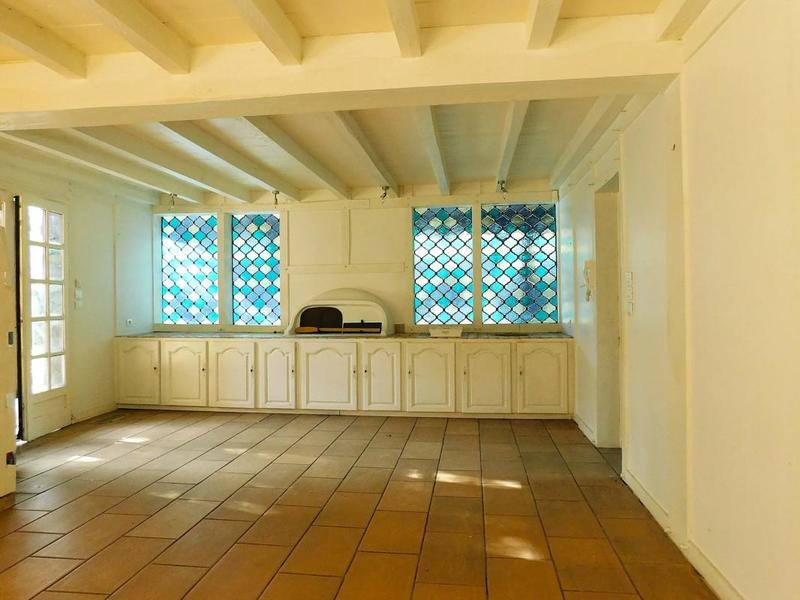 Maison - 213 m² - 7 pièces