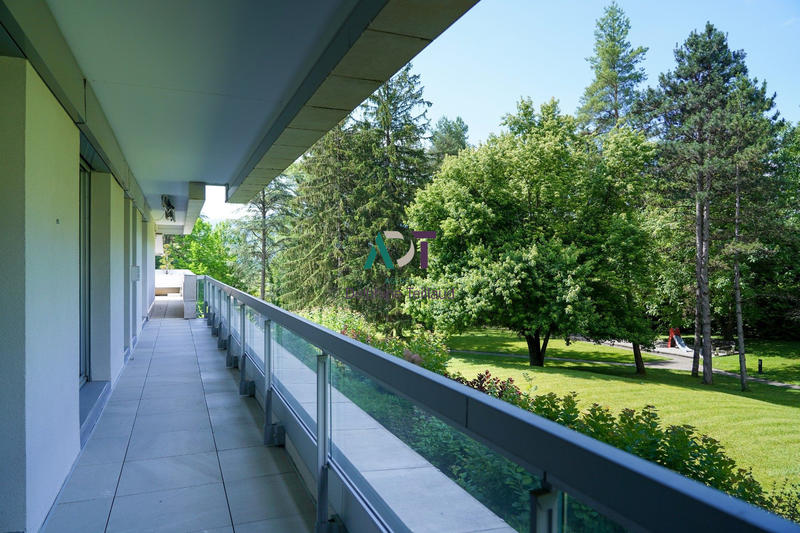 Appartement - 169 m² - 4 pièces