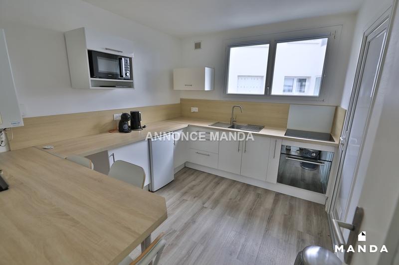 Studio - 47 m² - 2 pièces