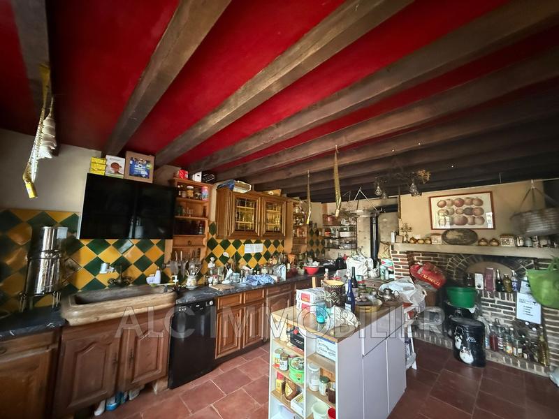 Propriété - 194 m² - 8 pièces