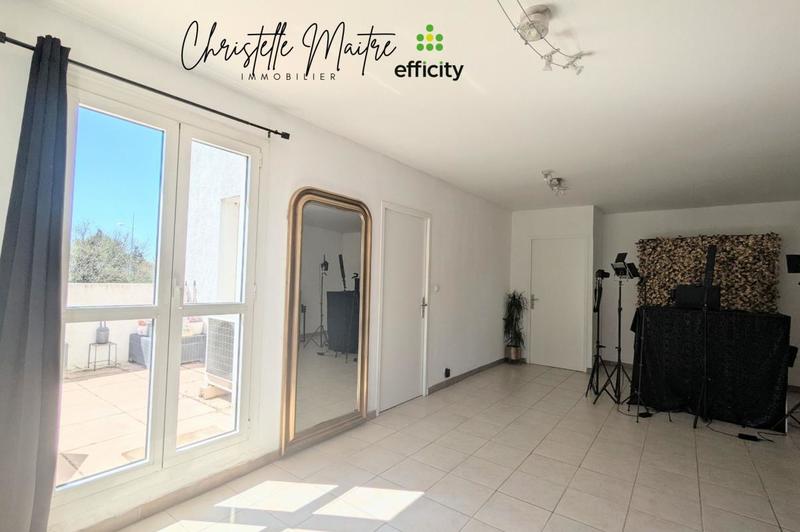 Local commercial - 60 m² - 3 pièces