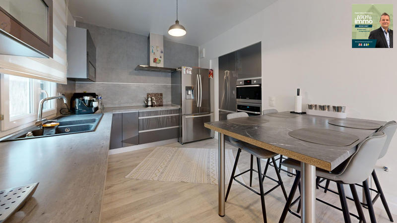 Maison - 140 m² - 5 pièces