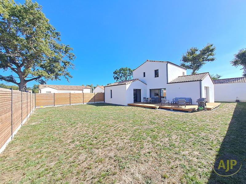 Maison - 125 m² - 5 pièces