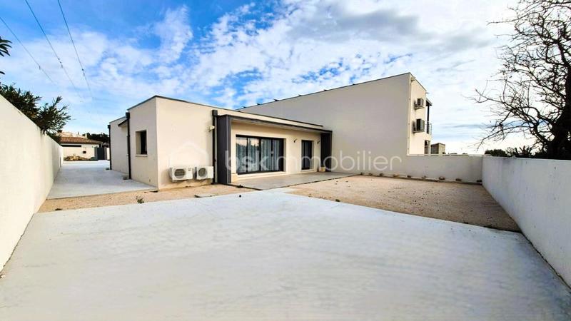 Villa - 100 m² - 4 pièces