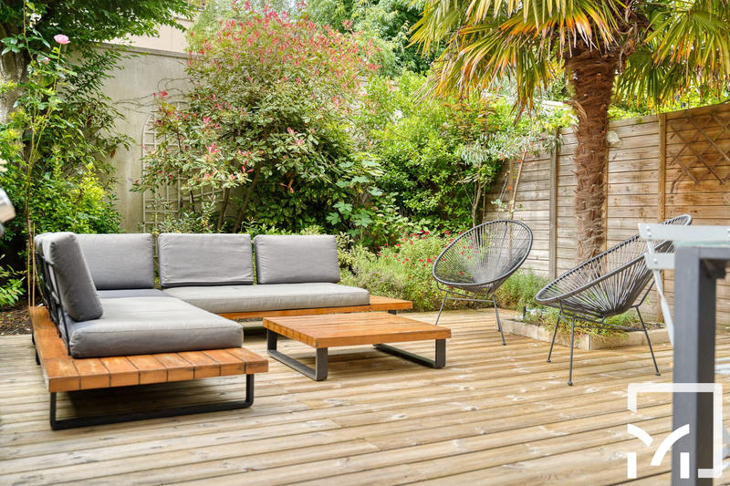 Maison - 180 m² - 7 pièces