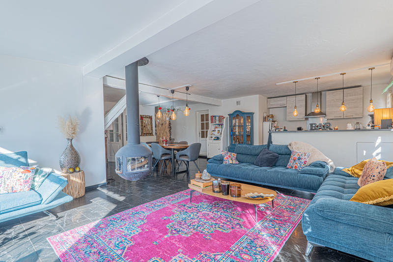 Maison - 189 m² - 7 pièces