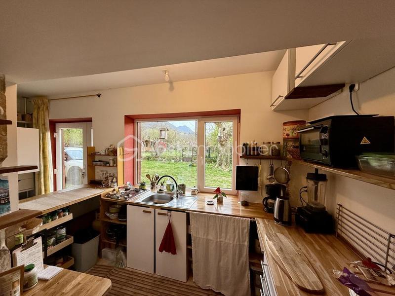 Propriété - 278 m² - 7 pièces