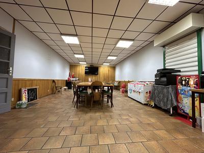 Fonds de commerce - 300 m²