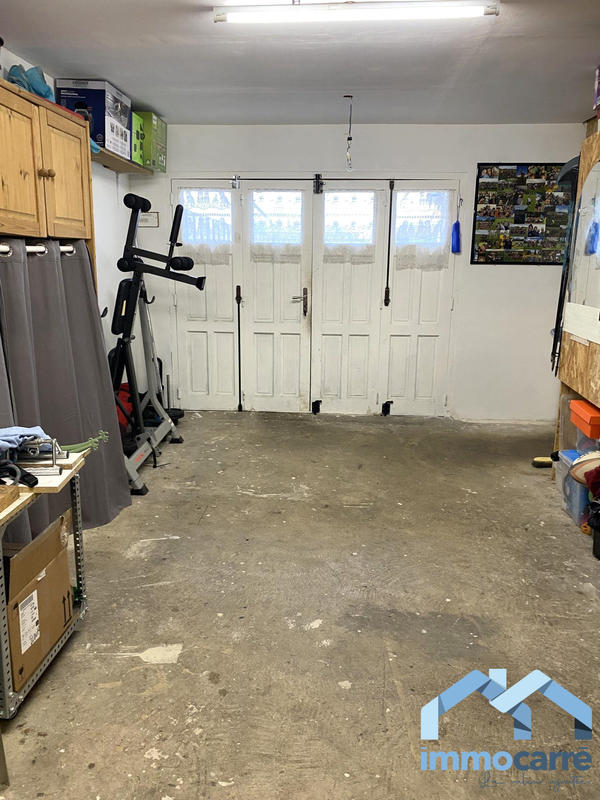 Maison traditionnelle - 142 m² - 7 pièces