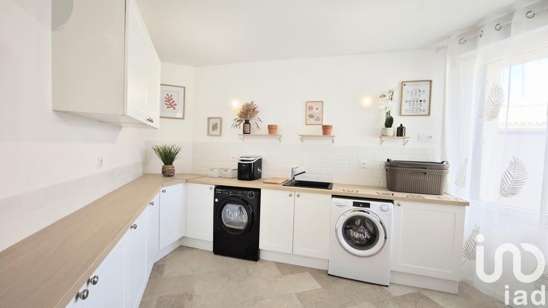 Maison - 240 m² - 10 pièces