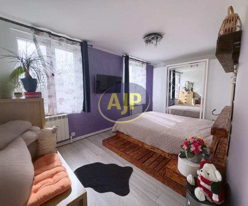 Maison - 120 m² - 6 pièces