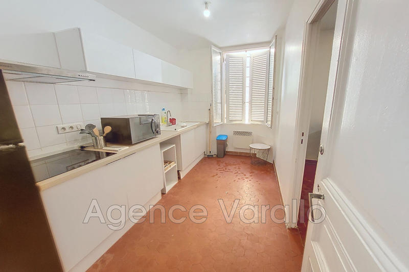 Maison - 207 m² - 8 pièces