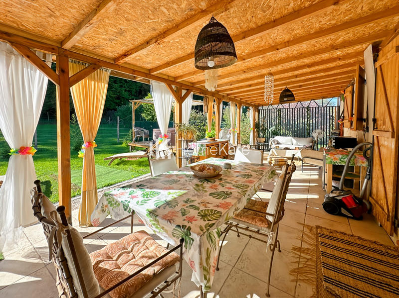 Maison - 105 m² - 4 pièces