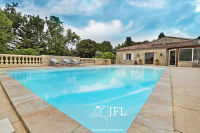 Maison ancienne - 203 m² - 7 pièces