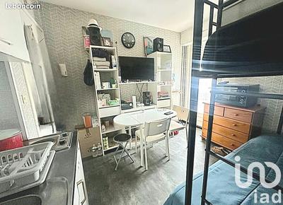 Studio - 12 m² - 1 pièce