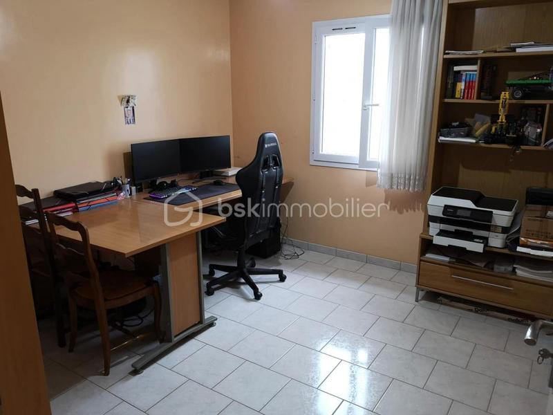 Maison - 183 m² - 8 pièces