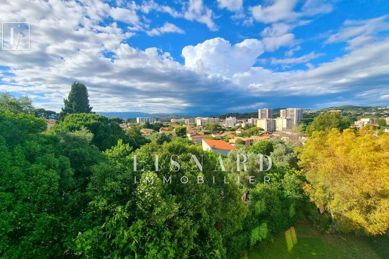 Appartement - 67 m² - 4 pièces