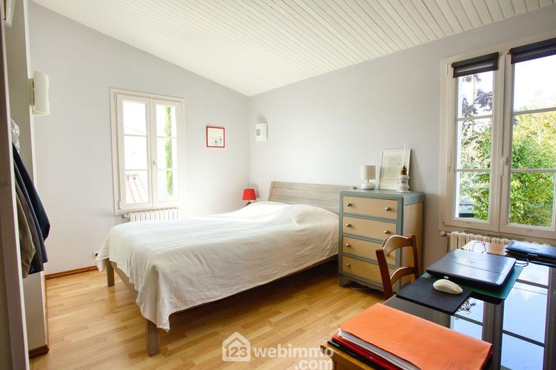 Maison - 176 m² - 7 pièces