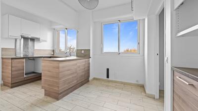 Appartement - 147 m² - 7 pièces