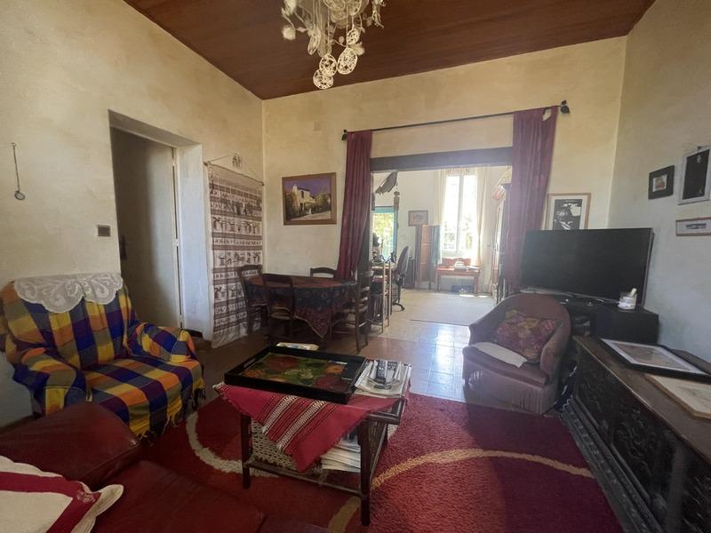 Maison de village - 111 m² - 7 pièces