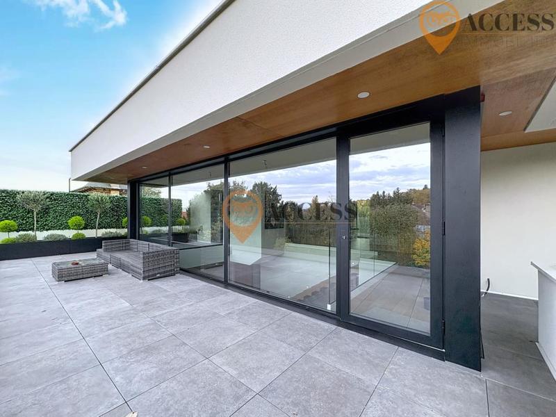 Maison - 177 m² - 7 pièces