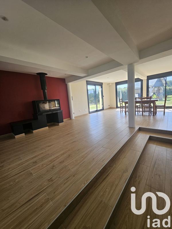 Maison - 163 m² - 5 pièces