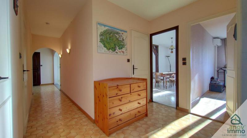 Appartement - 109 m² - 5 pièces