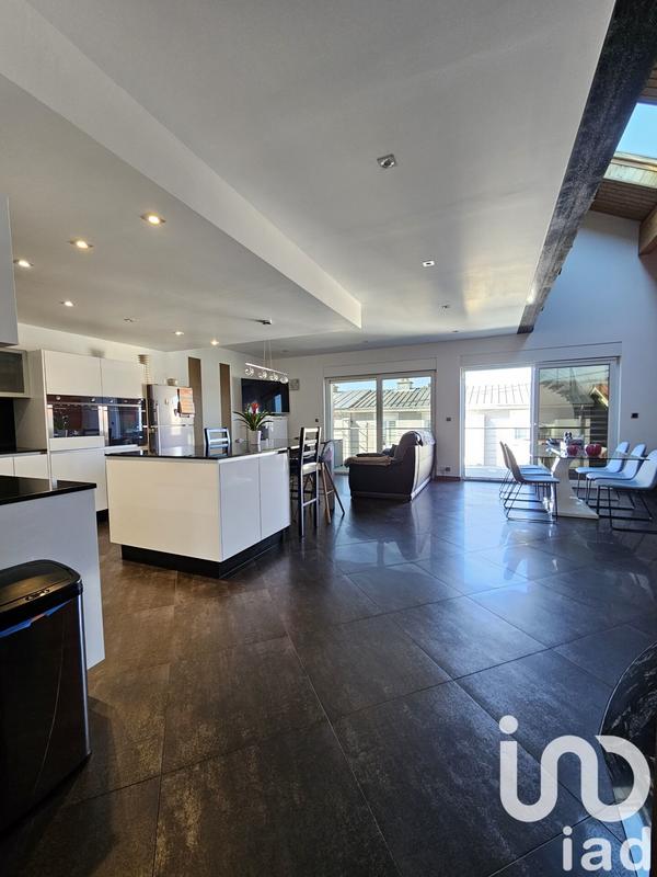 Maison - 164 m² - 4 pièces