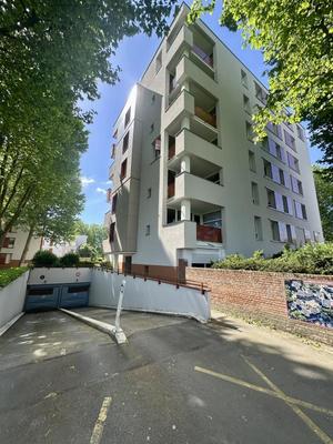 Appartement ancien - 77 m² - 3 pièces