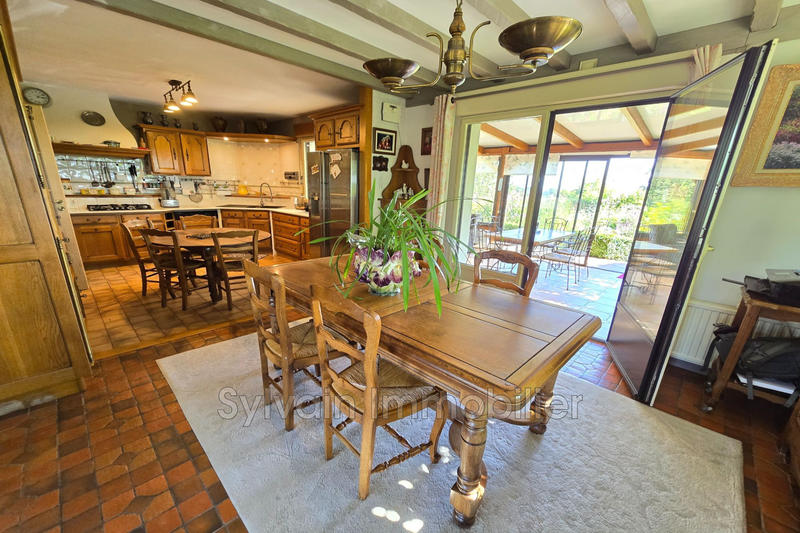 Pavillon - 136 m² - 6 pièces