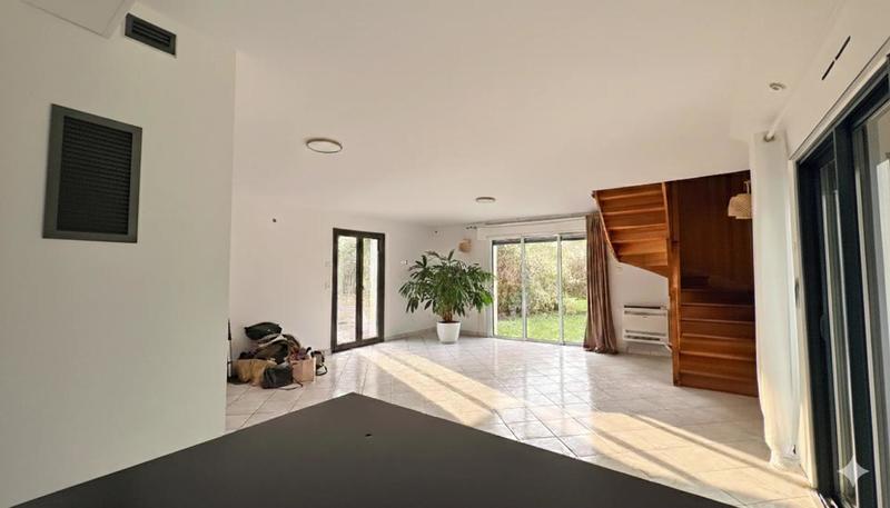 Maison - 127 m² - 6 pièces