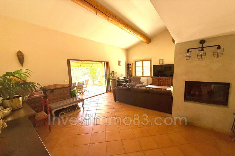 Maison - 200 m² - 7 pièces