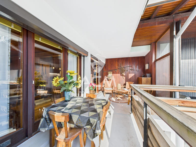 Appartement - 95 m² - 3 pièces