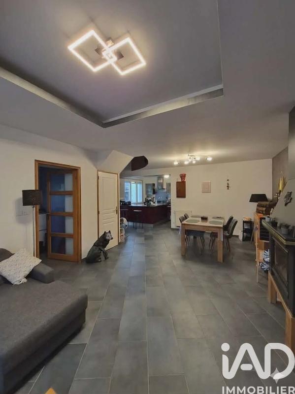 Maison - 121 m² - 3 pièces