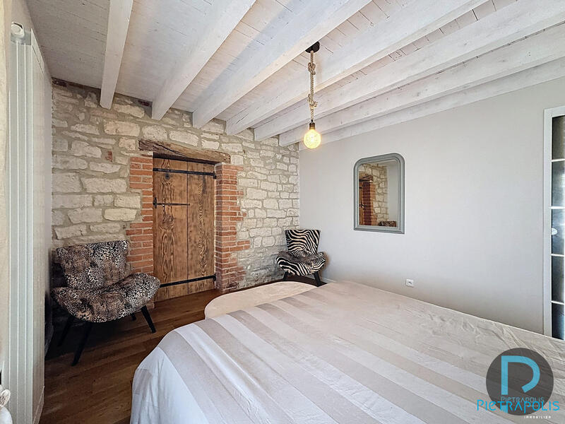 Maison ancienne - 342 m² - 7 pièces