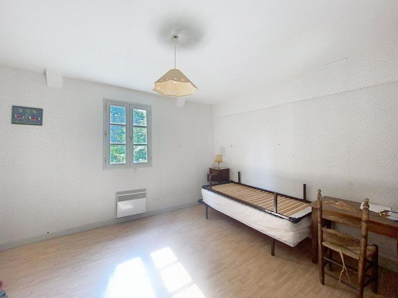 Maison - 206 m² - 8 pièces