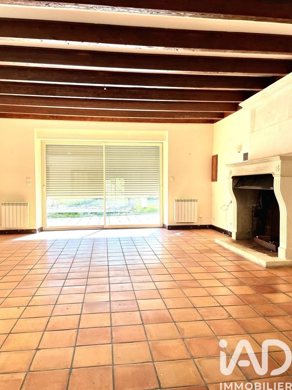 Maison - 244 m² - 7 pièces